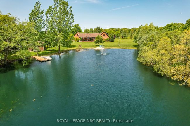2021 Victoria Ave, Home with 5 bedrooms, 4 bathrooms and 50 parking in Pelham ON | Image 47
