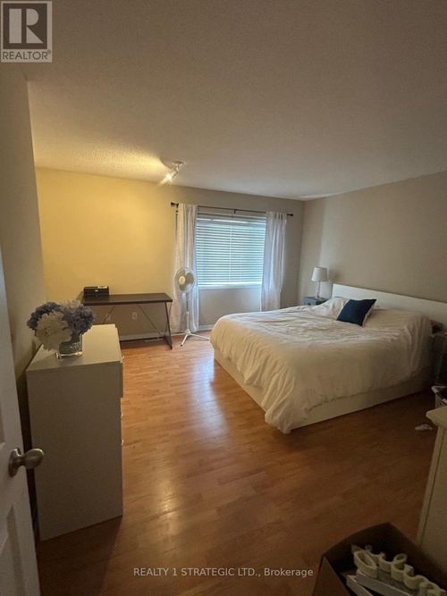 27-1600 Mickleborough Drive, London North (North I), ON, N6G5R9 | Card Image