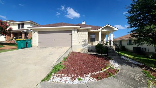 8242 Pioneer Oak, Converse, TX, 78109-1763 | Card Image