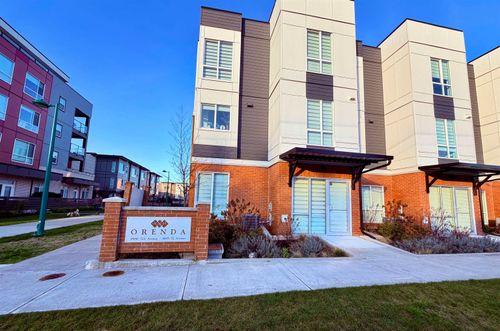 38-18850 72a Ave, Surrey, BC, V4N6X2 | Card Image