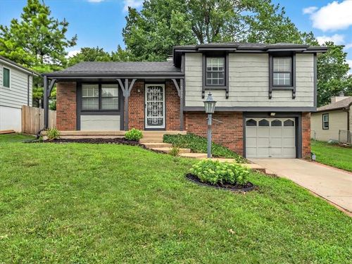 5032 Ne 56th Ter, Kansas City, MO, 64119-2943 | Card Image