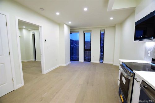 apt-5b-41 44th St, Sunnyside, NY, 11104-2271 | Card Image