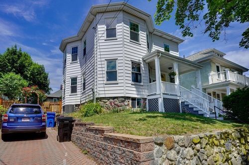7 Vincent Ave, Belmont, MA, 02478-4418 | Card Image