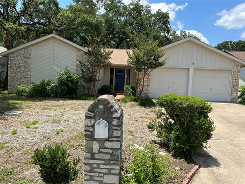 12912 Pegasus St, Austin, TX, 78727-3036 | Card Image
