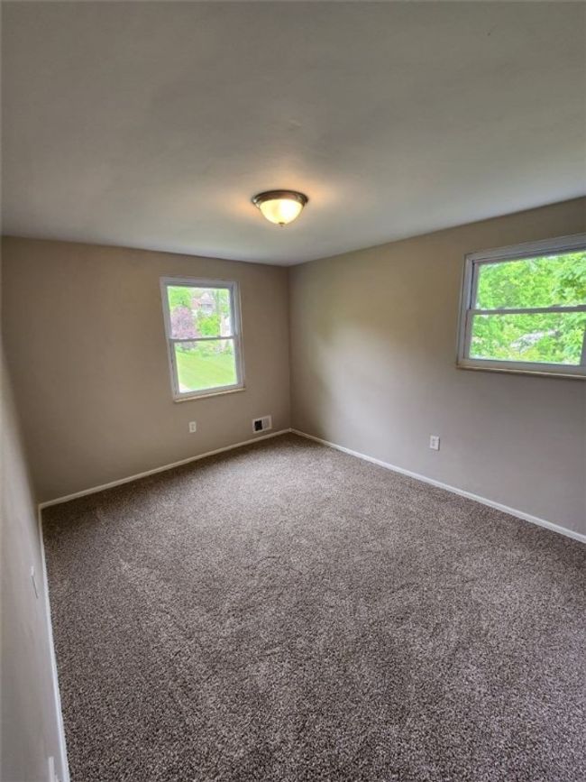 3482 Ivy Hill Ln, House other with 3 bedrooms, 2 bathrooms and null parking in Finleyville PA | Image 15