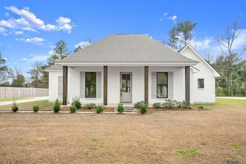 7270 Riverbank Dr, Denham Springs, LA, 70706-1991 | Card Image