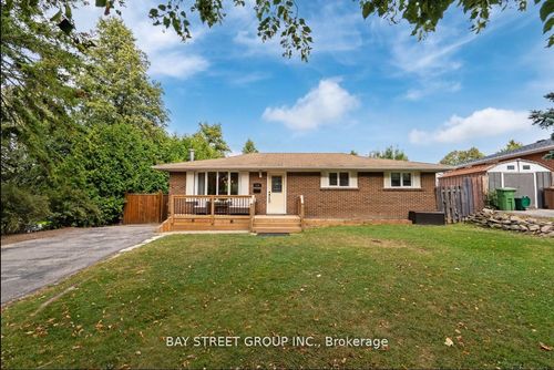 1-119 Claymore Cres, Oshawa, ON, L1G6G3 | Card Image