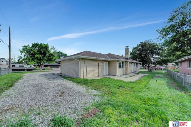 1105 Surfside Dr, House other with 4 bedrooms, 3 bathrooms and 2 parking in Lincoln NE | Image 39