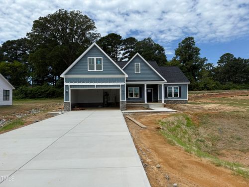 183 Tee Dr, Selma, NC, 27576-2399 | Card Image