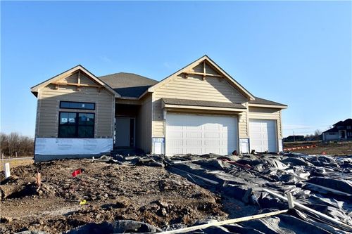 7629 Booth Ave, Kansas City, MO, 64138-1218 | Card Image