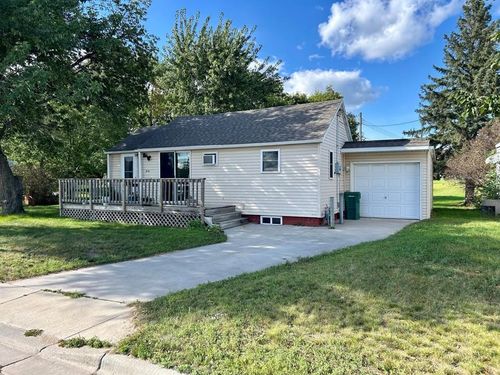 410 Sunnybrook Rd, Wadena, MN, 56482-2418 | Card Image