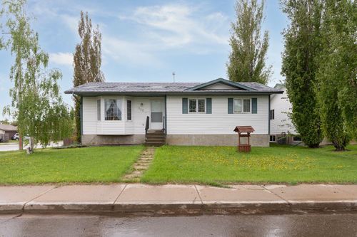 102 2nd Ave N, Hay Lakes, AB, T0B | Card Image
