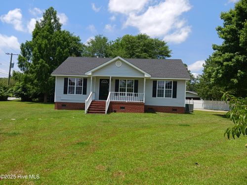 802 E Country Club Dr, Tarboro, NC, 27886-4206 | Card Image
