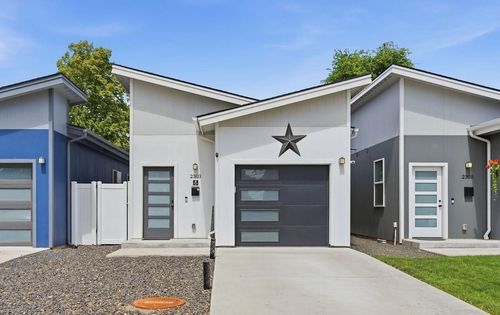 2303 E Longfellow Ave, Spokane, WA, 99207 | Card Image