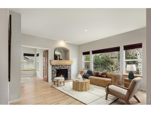 103 Estes Ct, Lyons, CO, 80540-3803 | Card Image