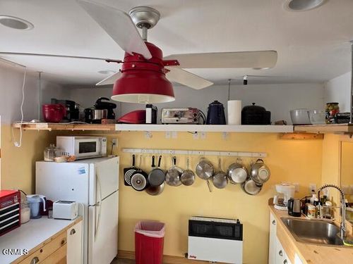 613 W Broadway, Williston, ND, 58801-5945 | Card Image