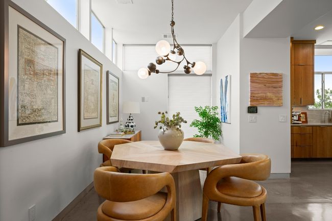 Designer light fixtures throughout | Image 12