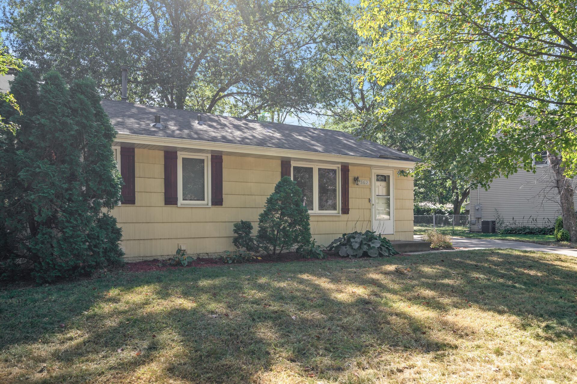 105th Ave, Minneapolis, MN 55434