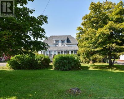 3765 Principale St, House other with 4 bedrooms, 1 bathrooms and null parking in Tracadie-Sheila NB | Image 3