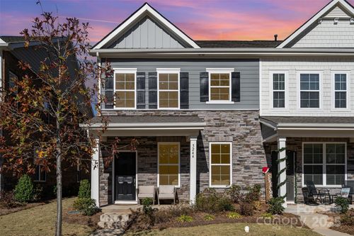 5244 Kinsbridge Dr, Charlotte, NC, 28227-1603 | Card Image