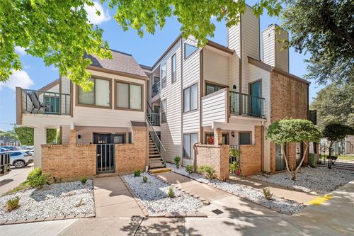 j207-2310 Bamboo Dr, Arlington, TX, 76006-5952 | Card Image