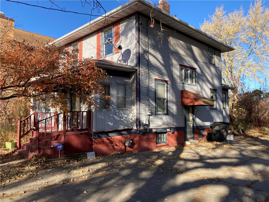 Walker St, Des Moines, IA 50316
