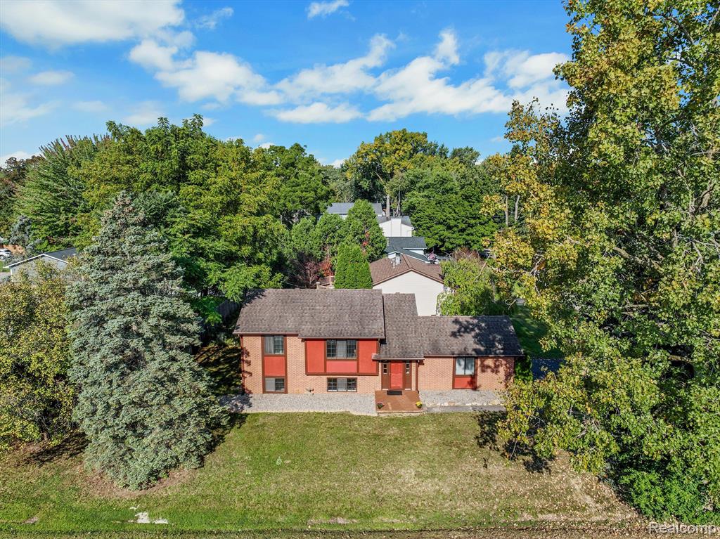 Medina Ave, Waterford, MI 48327 #1