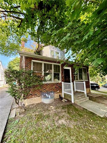 Oakwood St, Easton, PA 18045