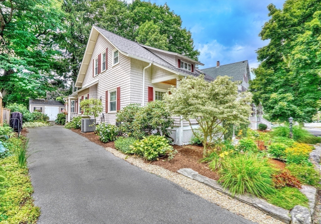 Batchelder St, Melrose, MA 02176