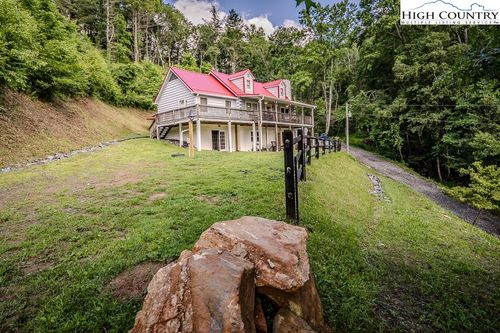283 Deer Ridge Rd, Crumpler, NC, 28617-9654 | Card Image
