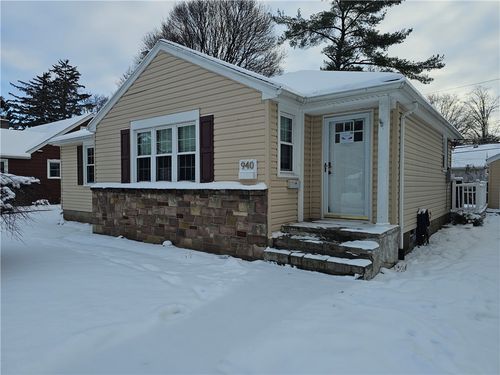940 S Grosvenor Rd, Rochester, NY, 14618-3243 | Card Image