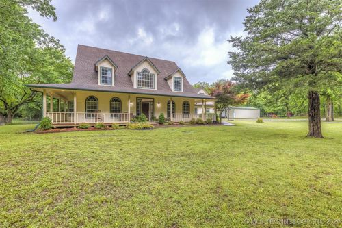 835 County Line Rd, Fort Gibson, OK, 74434-8234 | Card Image