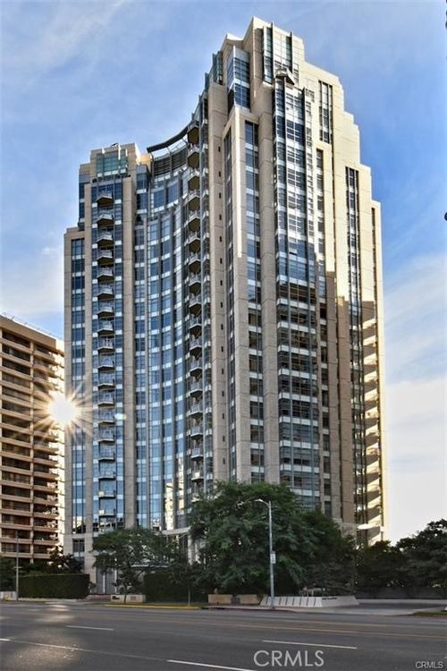 404-10776 Wilshire Blvd, Los Angeles, CA, 90024-6433 | Card Image