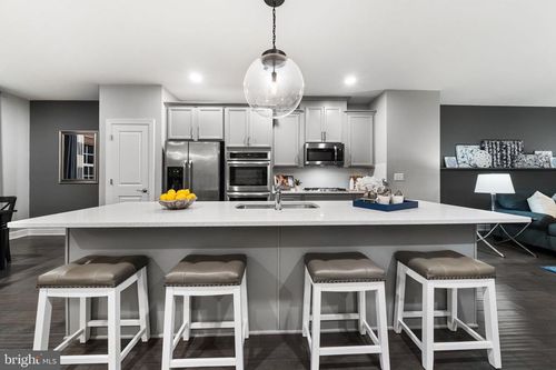 15309 Linville Creek Dr, HAYMARKET, VA, 20169-6292 | Card Image