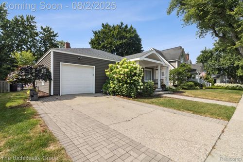 967 Palmer St, Plymouth, MI, 48170-2067 | Card Image