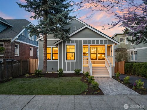 508 22nd Ave E, Seattle, WA, 98112-4024 | Card Image