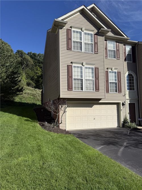 710 Bush Dr, Adams Twp, PA, 16046 | Card Image
