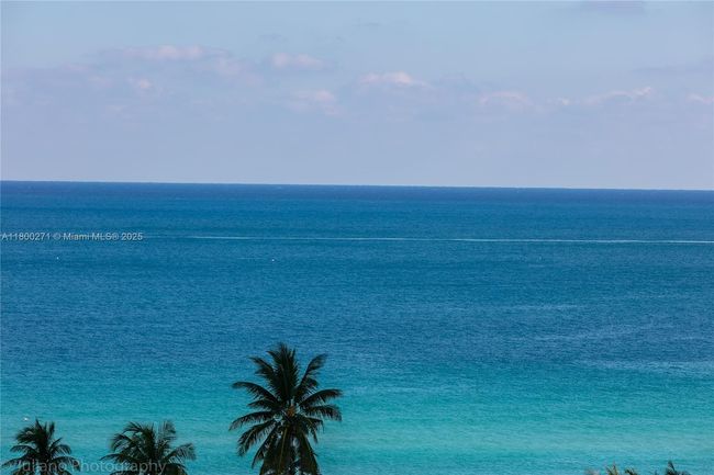APT-1005 - 17555 Atlantic Blvd, Condo with 2 bedrooms, 2 bathrooms and null parking in Sunny Isles Beach FL | Image 27