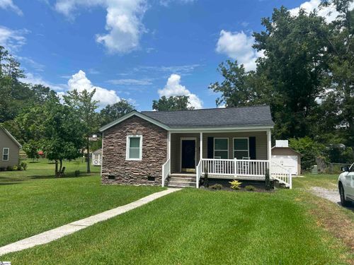 204 Elm St, Clinton, SC, 29325-3024 | Card Image