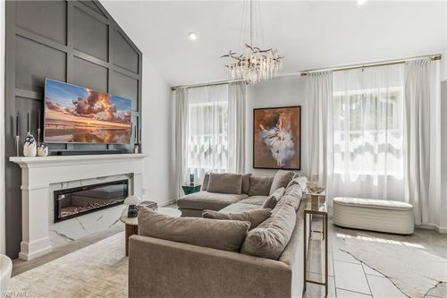102-4704 Arboretum Cir, NAPLES, FL, 34112-6995 | Card Image