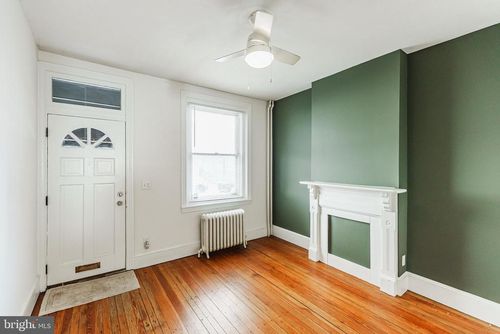 626 Moyer St, PHILADELPHIA, PA, 19125-3419 | Card Image