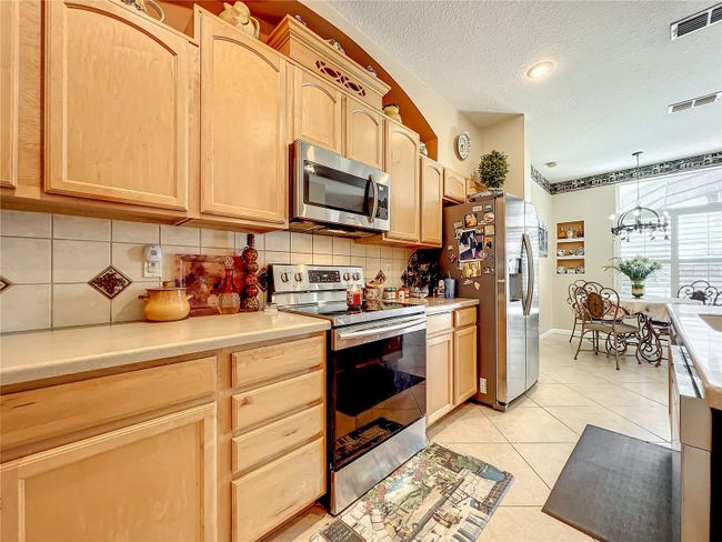 13333 Via Roma Cir, House other with 3 bedrooms, 2 bathrooms and null parking in CLERMONT FL | Image 35