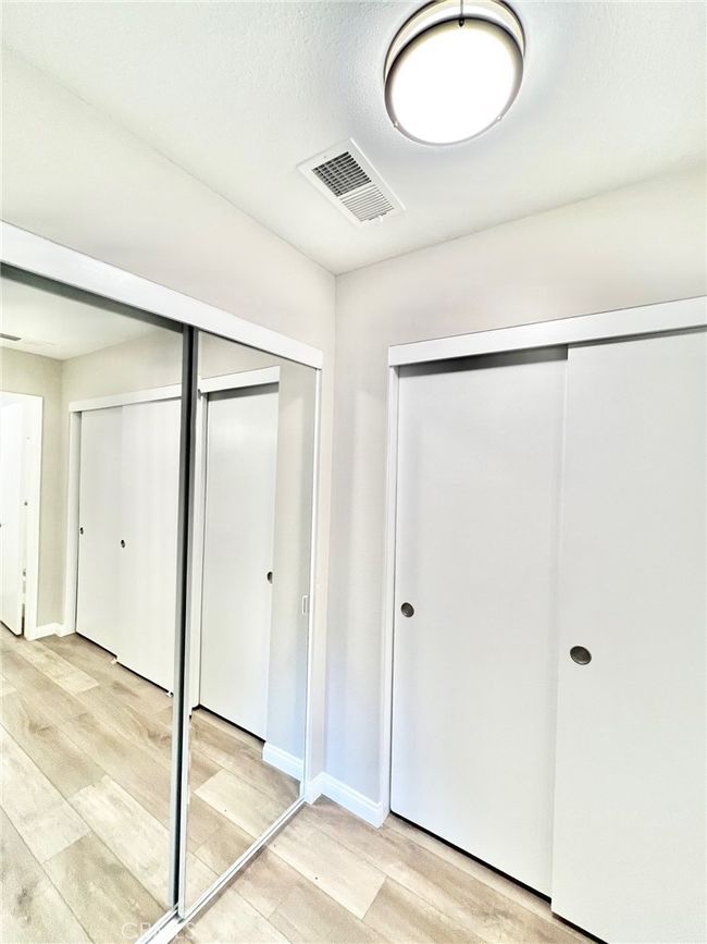64 Avalon Terrace Rd, Condo with 2 bedrooms, 3 bathrooms and 1 parking in Avalon CA | Image 32