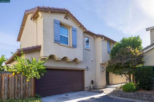 121 Caravaggio Cir, Sacramento, CA, 95835-2638 | Card Image