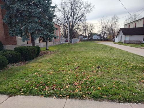 214 E Chicago St, Bronson, MI, 49028-1344 | Card Image