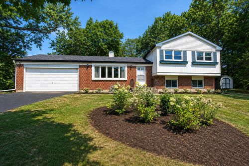 3506 S Kilkenny Dr, Crystal Lake, IL, 60014-4714 | Card Image