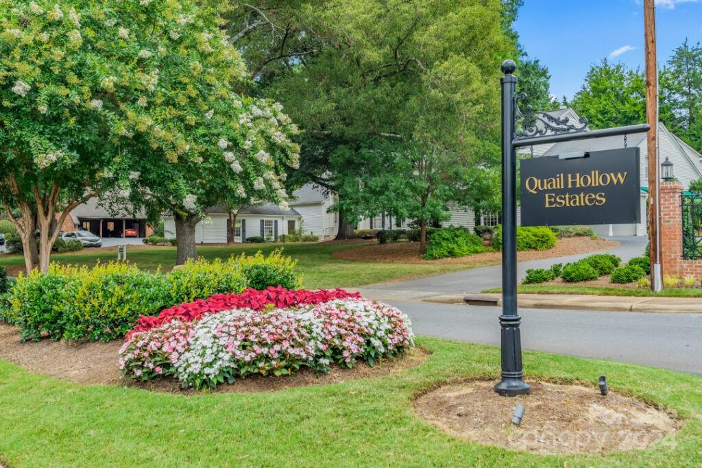 Quail Lake Dr, Charlotte, NC 28210