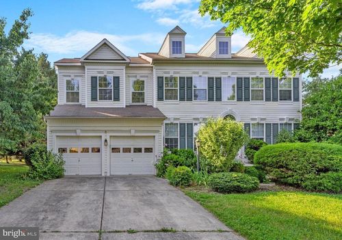 8592 Stonehouse Dr, ELLICOTT CITY, MD, 21043-1944 | Card Image