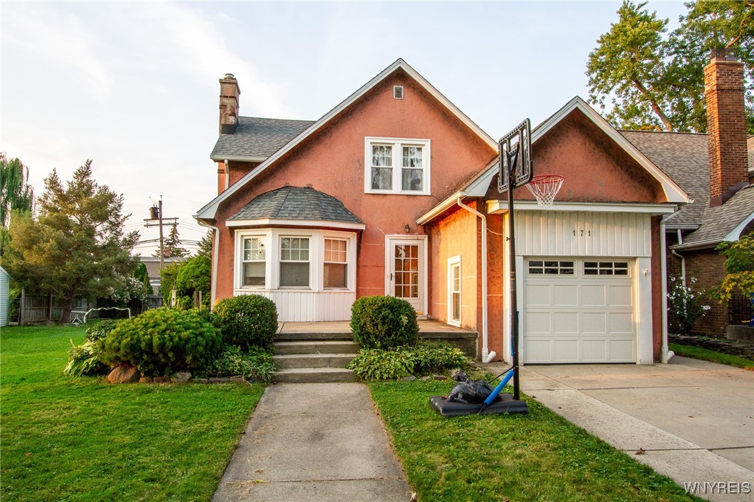 Renwood Ave, Buffalo, NY 14217