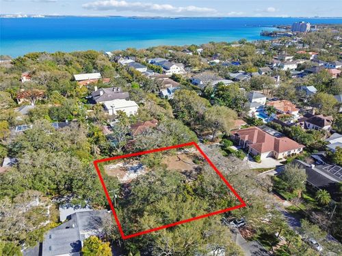 3015 W Fair Oaks Ave, TAMPA, FL, 33611-1640 | Card Image